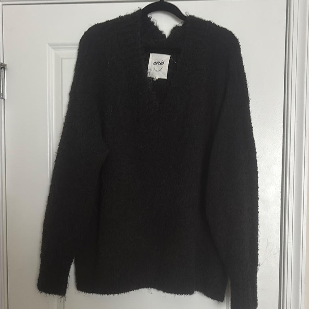 Aerie Black V-Neck Sweater Classic Knit